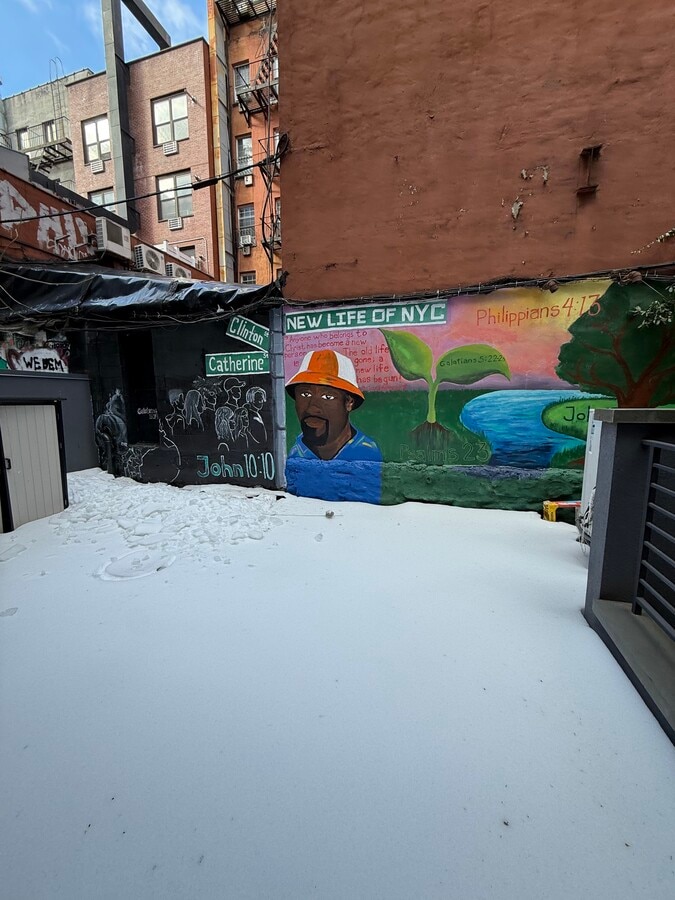 145 Ludlow St, New York, NY 10002 - Lot Retail -  - Photo intérieure - Image 2 of 6