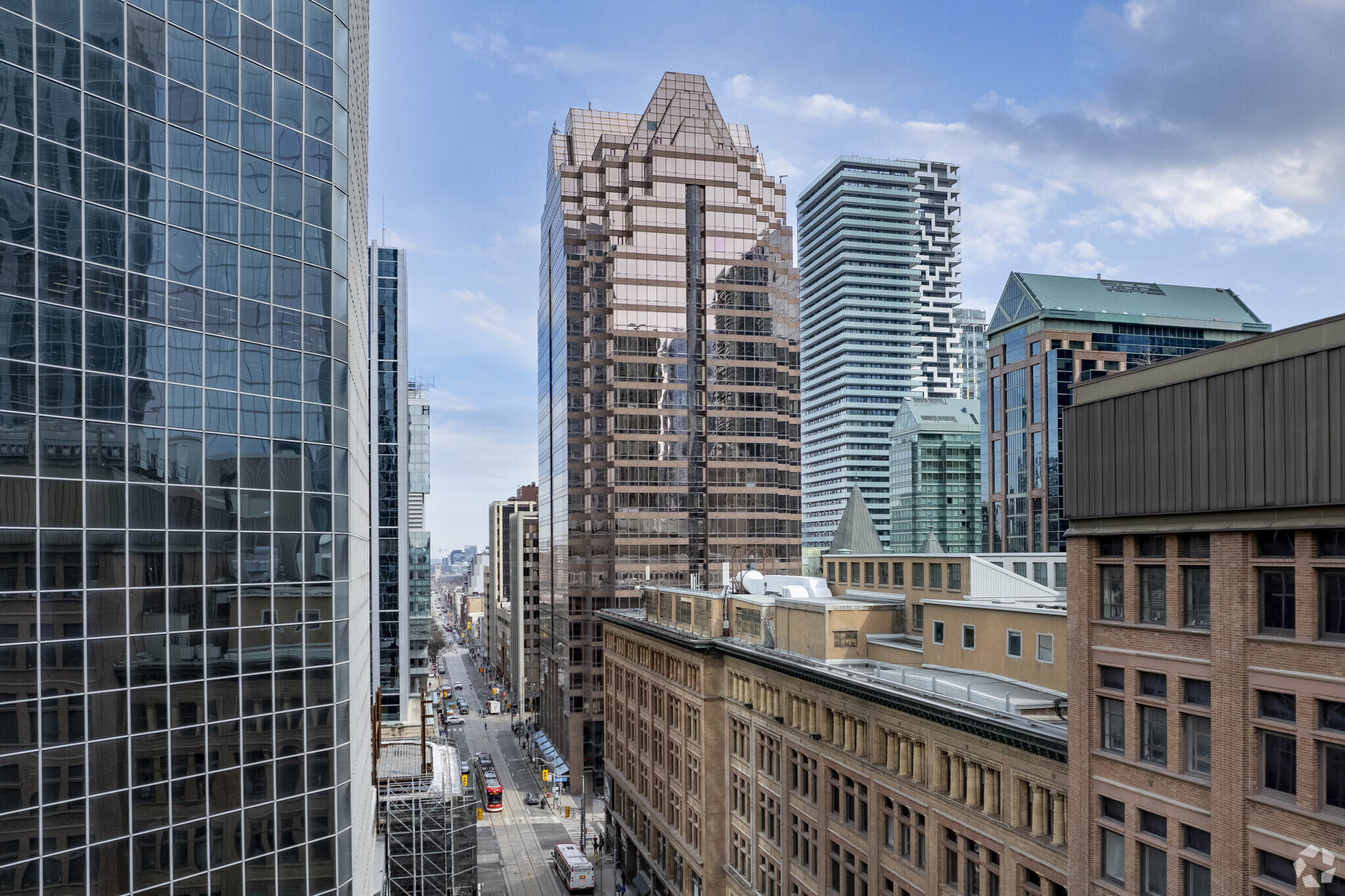 1 Queen & 20 Richmond portefeuille de 2 biens à vendre sur LoopNet.fr Photo principale– Image 1 sur 3
