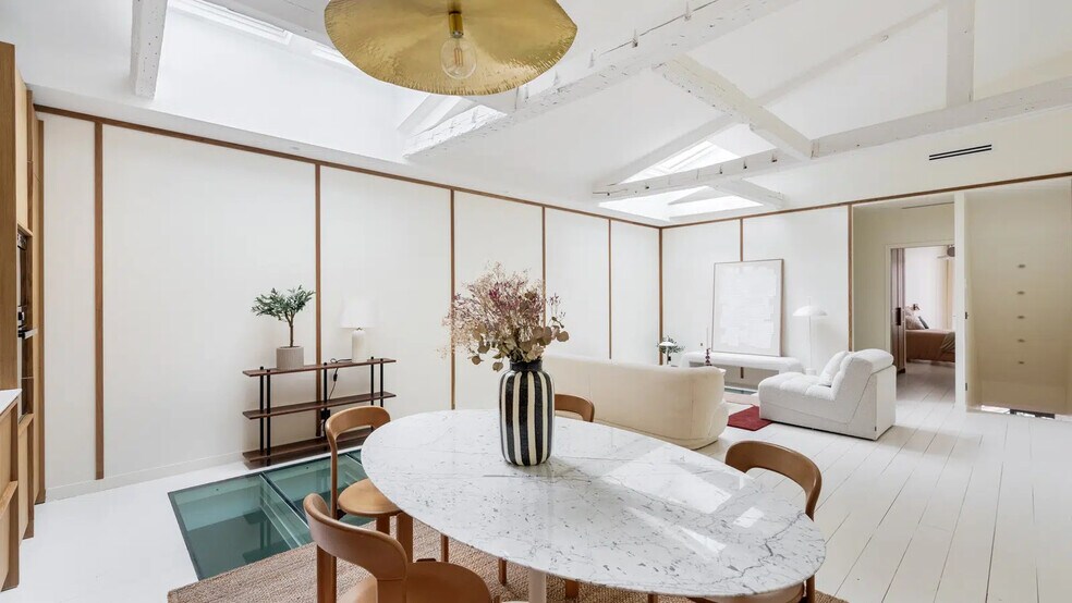 Bureau dans Paris à vendre - Photo de l’immeuble – Image 1 sur 7