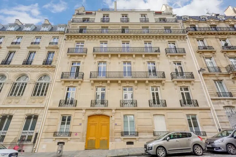 25 Rue Du Général Foy, Paris à louer Photo de l’immeuble– Image 1 sur 2