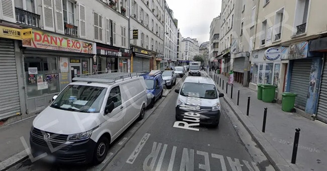 Plus de détails pour Local commercial à vendre