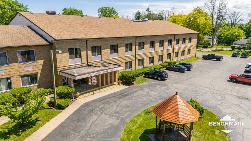 243 S Main St, Albion, NY à vendre - Photo de l’immeuble – Image 3 sur 29