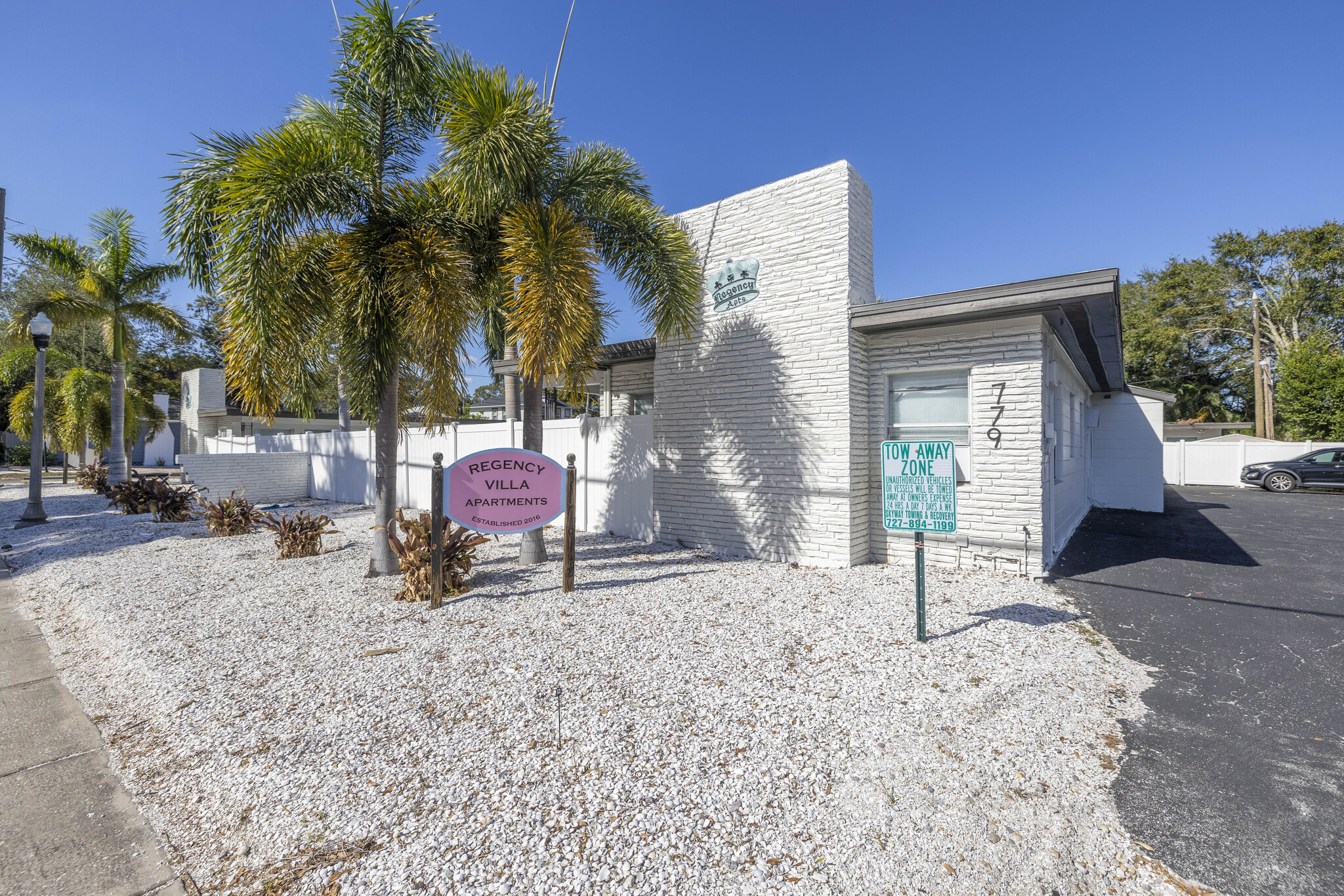 779 9th Ave N, Saint Petersburg, FL à vendre Photo de l’immeuble– Image 1 sur 50