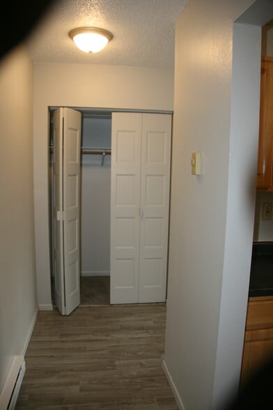 510 N 5th St, Beresford, SD à vendre - Photo intérieure – Image 3 sur 7