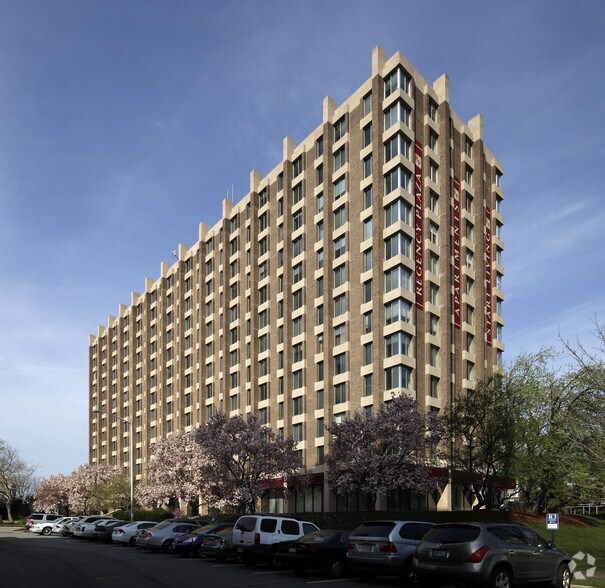 1 Regency Plaza, Providence, RI à louer - Photo de l’immeuble – Image 2 sur 24