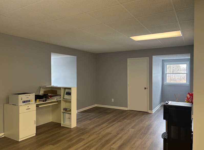 508 Arbor Hill Rd, Kernersville, NC à louer - Photo de l’immeuble – Image 3 sur 12