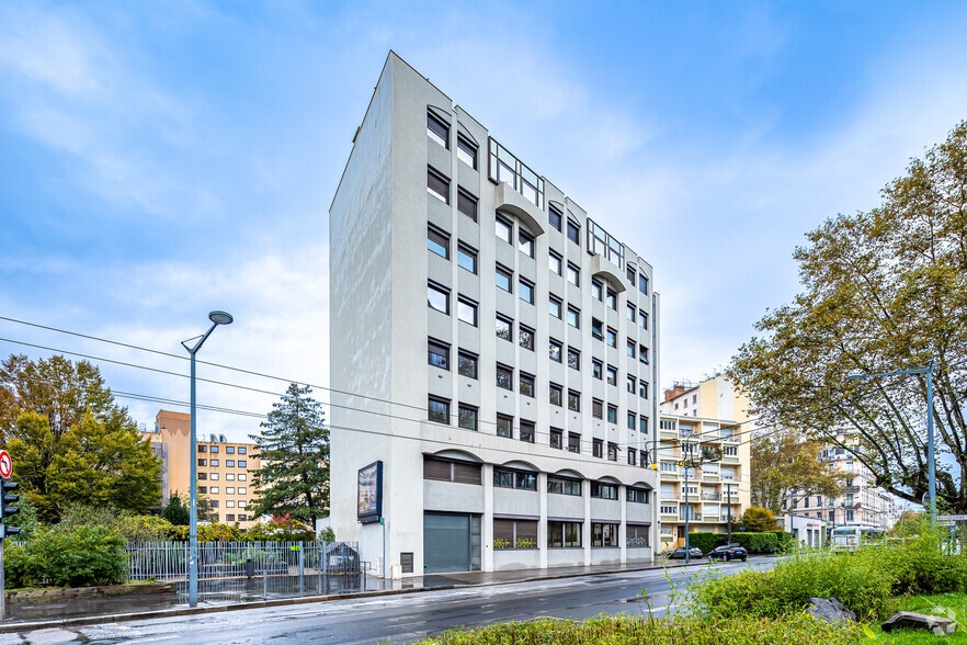 Bureau dans Lyon à louer - Photo de l’immeuble – Image 3 sur 3