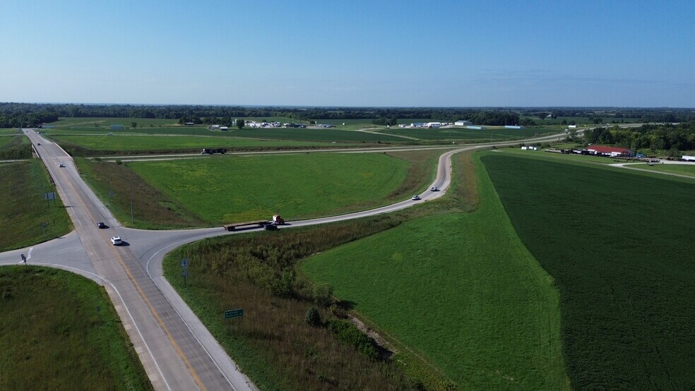 6801 Highway 24, Palmyra, MO à vendre - Photo de l’immeuble – Image 3 sur 15