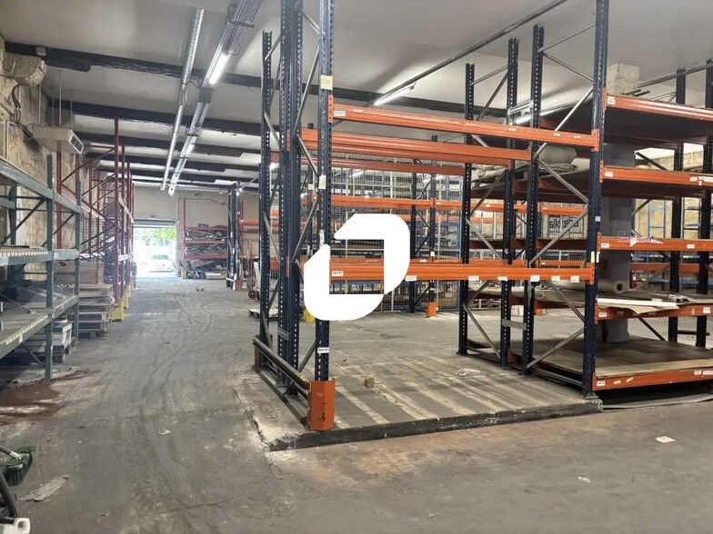 Local d’activités dans Bordeaux à louer - Photo de l’immeuble – Image 3 sur 8