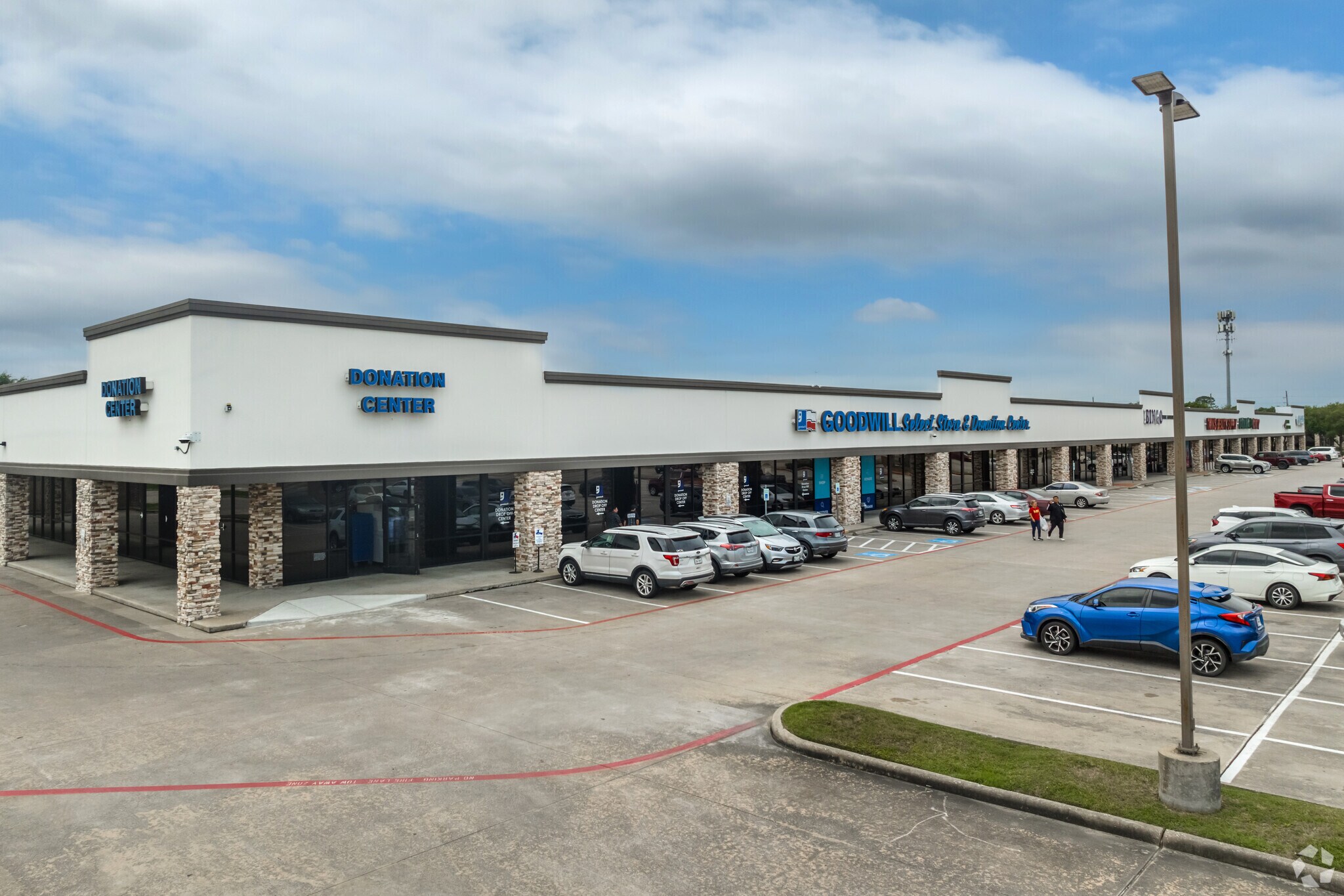 17301-17319 FM 529 Rd, Houston, TX à louer Photo de l’immeuble– Image 1 sur 17