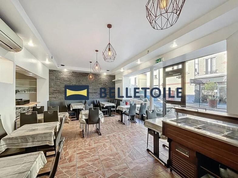 Local commercial dans Alfortville à louer - Photo de l’immeuble – Image 3 sur 18