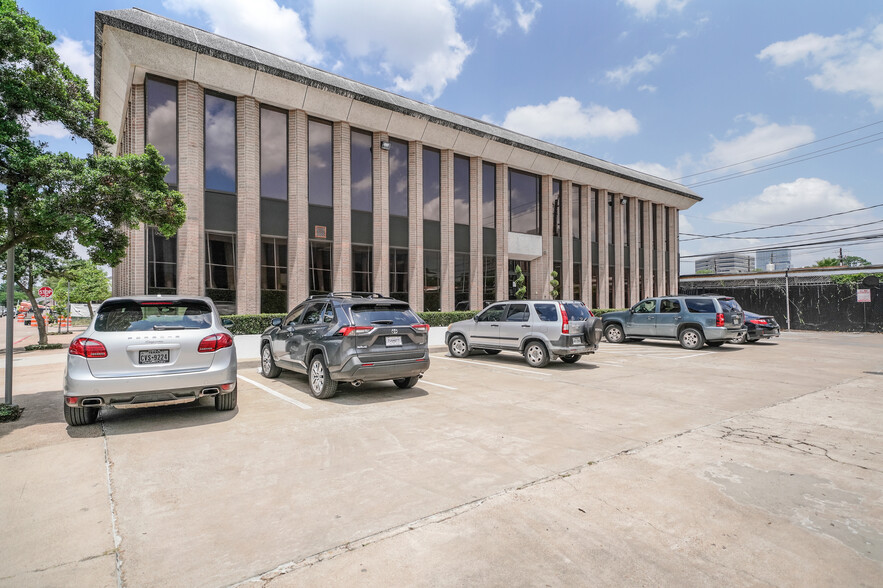 3435 Branard St, Houston, TX à louer - Photo de l’immeuble – Image 2 sur 7