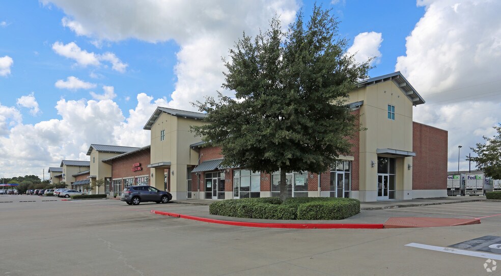 1646 Spring Cypress Rd, Spring, TX à louer - Photo de l’immeuble – Image 3 sur 3