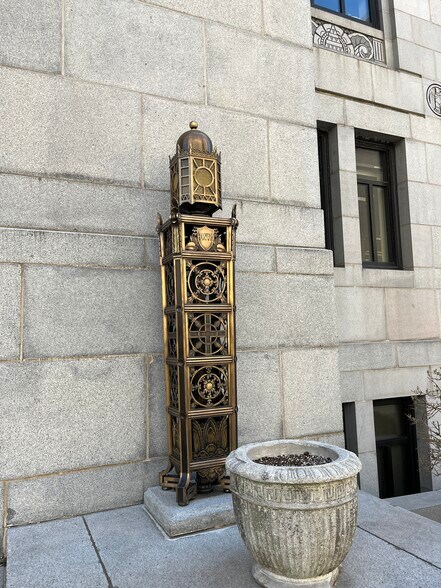 1 W Wilson St, Madison, WI à vendre - Photo de l’immeuble – Image 3 sur 17