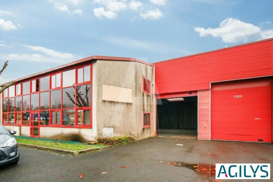 Local d’activités dans Bondoufle à louer - Photo de l’immeuble – Image 1 sur 5