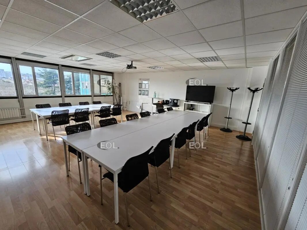 Bureau dans Vitry-sur-Seine à louer Photo intérieure– Image 1 sur 12