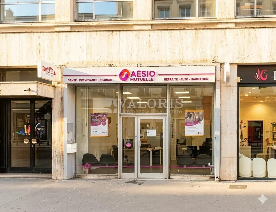 Local commercial dans Lyon à louer Photo de l’immeuble– Image 1 sur 3