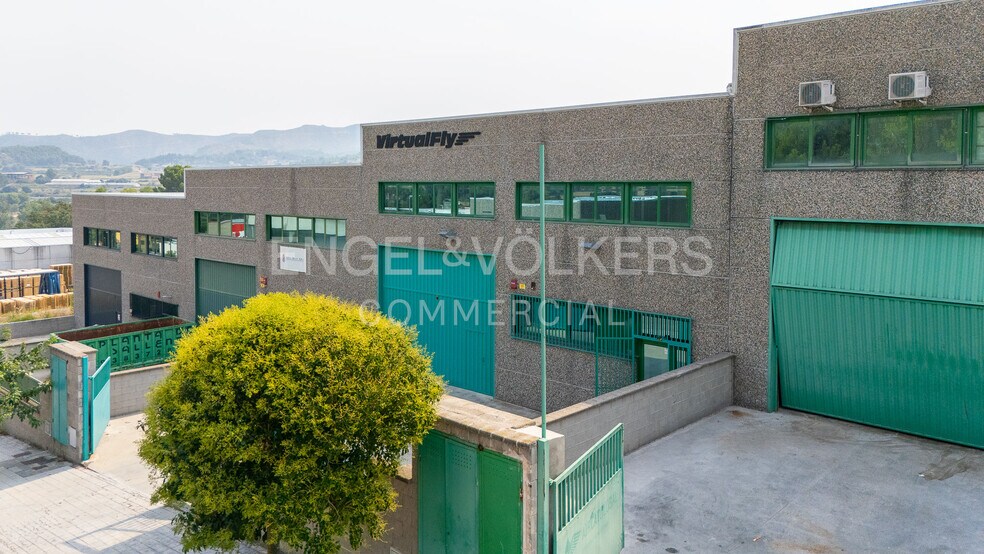 Industriel/Logistique dans Castellgalí, Barcelona à louer - Photo de l’immeuble – Image 3 sur 51