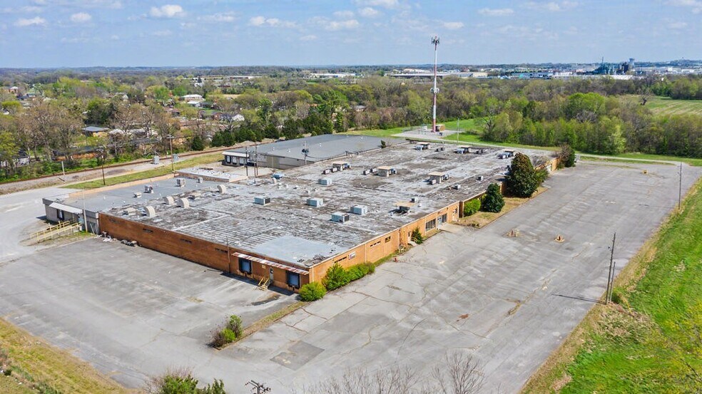 1121 Skyline Dr, Hopkinsville, KY à vendre - Photo de l’immeuble – Image 2 sur 20
