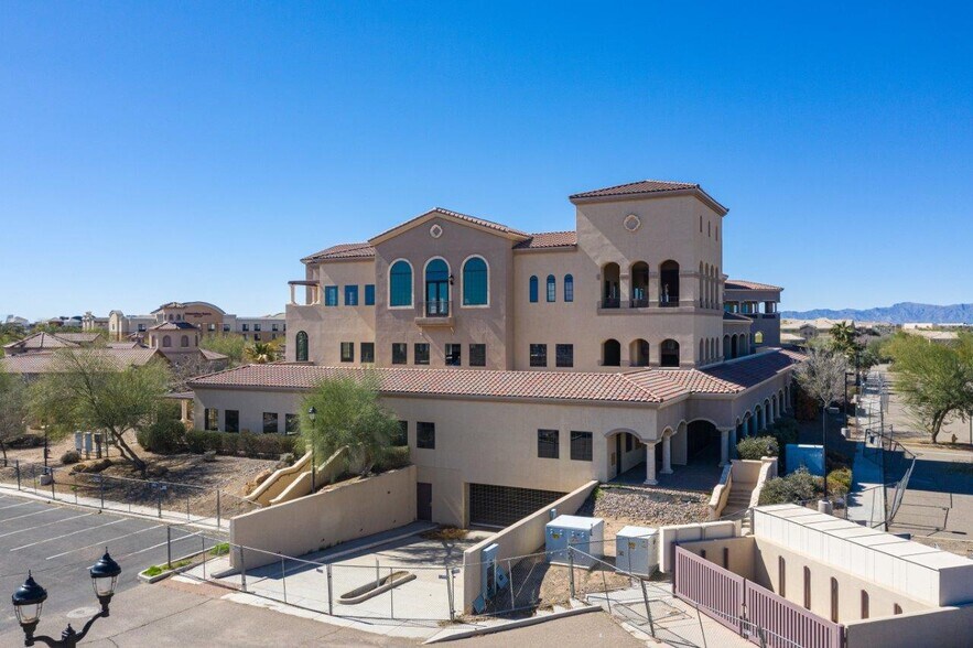 7410 N Zanjero Blvd, Glendale, AZ à vendre - Photo de l’immeuble – Image 3 sur 20