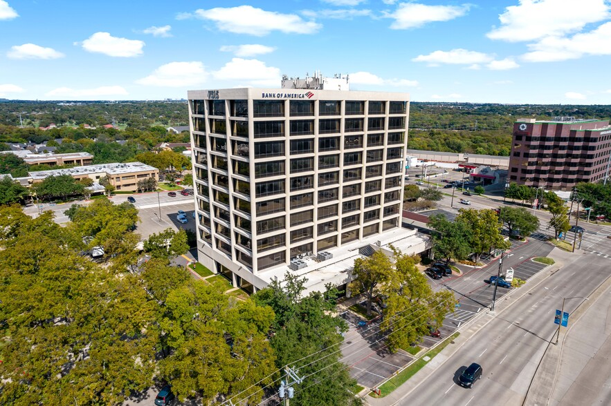 7515 Greenville Ave, Dallas, TX à louer - Aérien – Image 3 sur 32