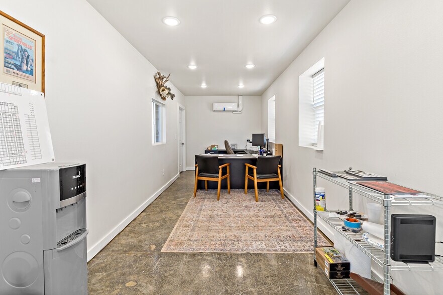 5501 Bonham St, Paris, TX à louer - Photo intérieure – Image 3 sur 17