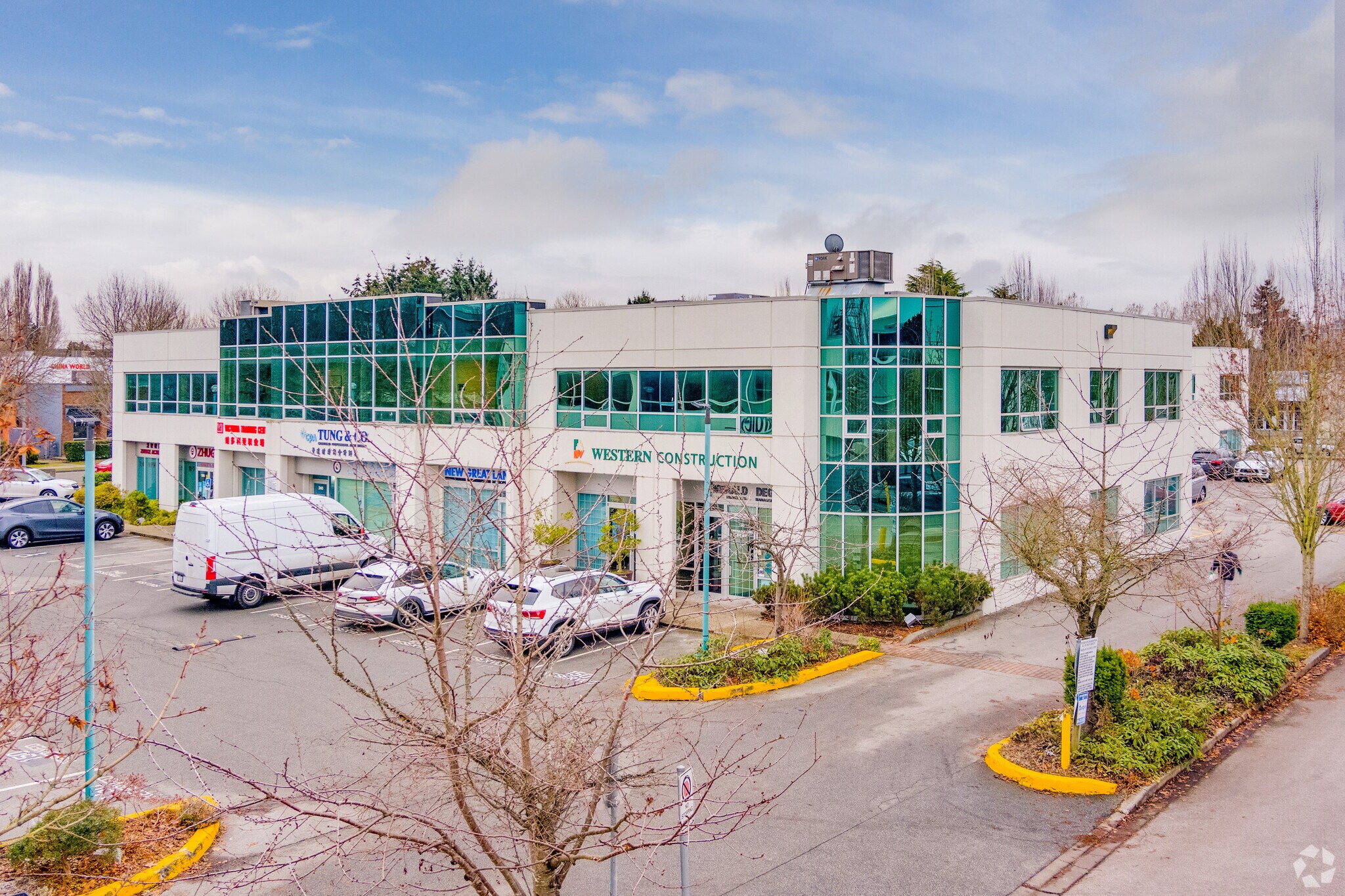 8833 Odlin Cres, Richmond, BC à louer Photo principale– Image 1 sur 4
