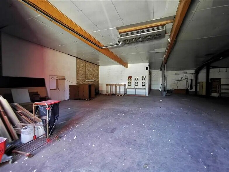 Local commercial dans Roncq à louer - Photo intérieure – Image 2 sur 6