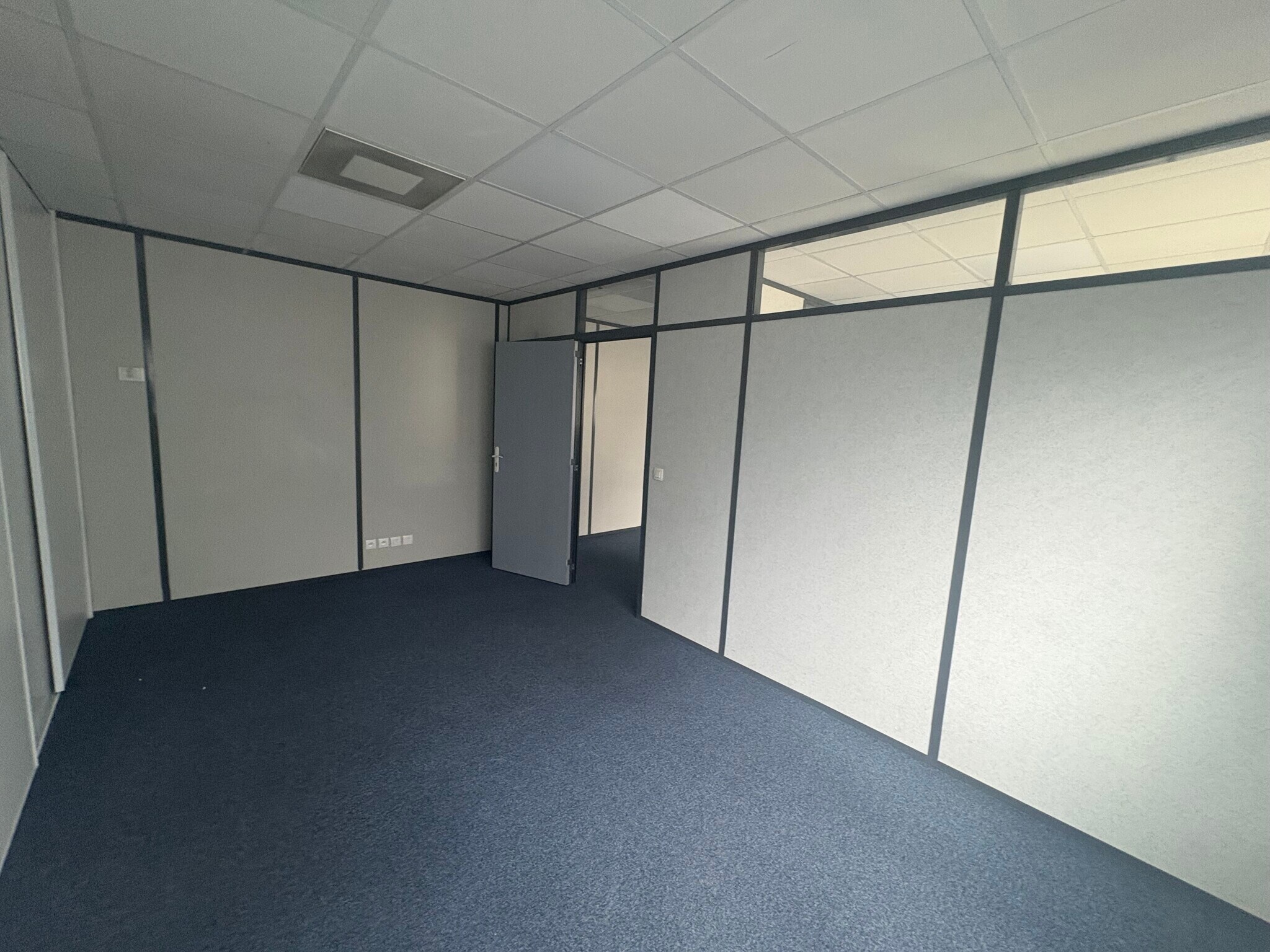 184 Quai De Brazza, Bordeaux à louer Photo intérieure– Image 1 sur 10