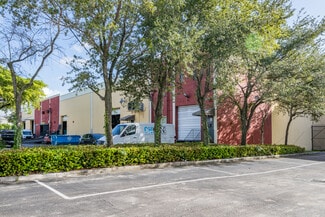 Plus de détails pour 3051-3061 NW 75th Ave, Miami, FL - Industriel/Logistique à louer