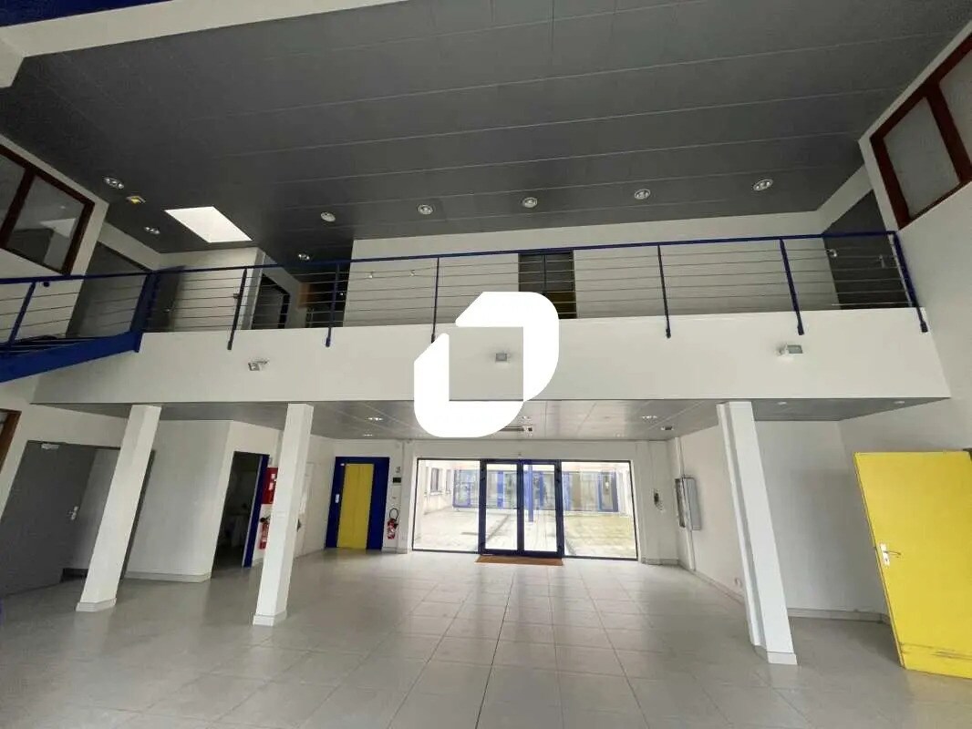 Bureau dans Morangis à louer Photo de l’immeuble– Image 1 sur 7