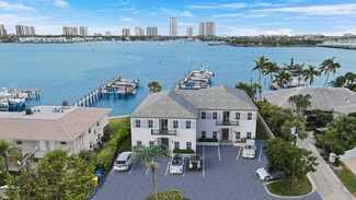 Plus de détails pour 360 Wilma Cir, Riviera Beach, FL - Logement à vendre