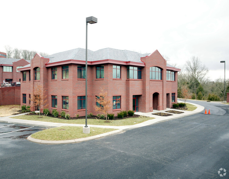 9019 Overlook Blvd, Brentwood, TN à louer - Photo de l’immeuble – Image 1 sur 14