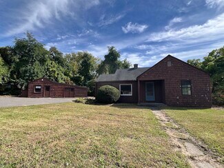 Plus de détails pour 351 N Elm St, Westfield, MA - Local d’activités à vendre