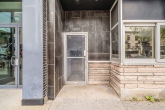 4555-4557 Av Papineau, Montréal, QC à louer Photo de l’immeuble– Image 2 sur 12