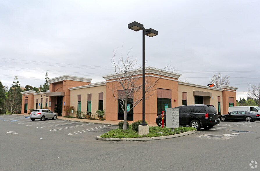 3440 Hillcrest Ave, Antioch, CA à louer - Photo principale – Image 1 sur 5