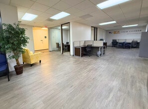 14110 N Dallas Pky, Dallas, TX à louer Photo intérieure– Image 2 sur 4