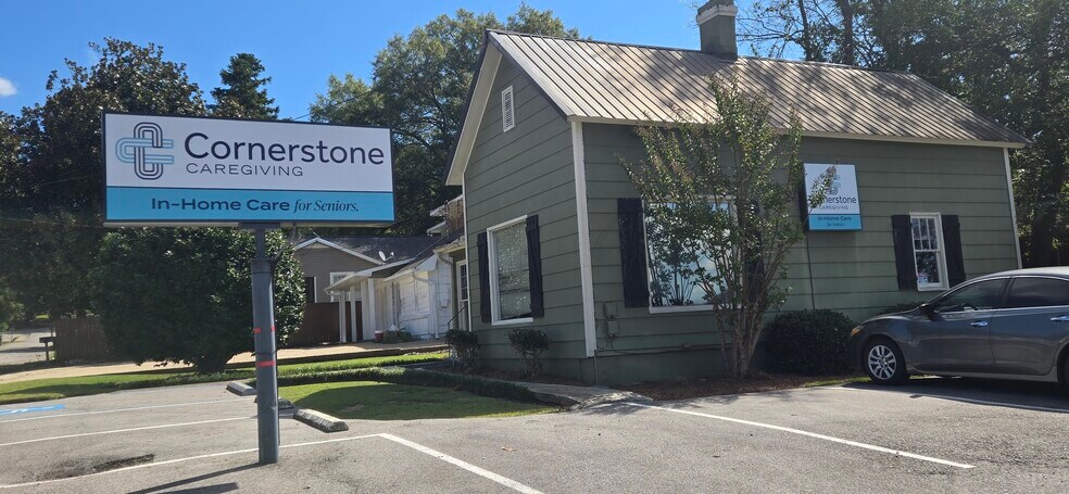 220 E J St, Anniston, AL à vendre - Photo de l’immeuble – Image 2 sur 12