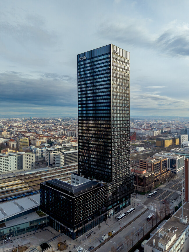 Plus de détails pour 167 Boulevard De La Croix-Rousse, Lyon - Bureau à louer