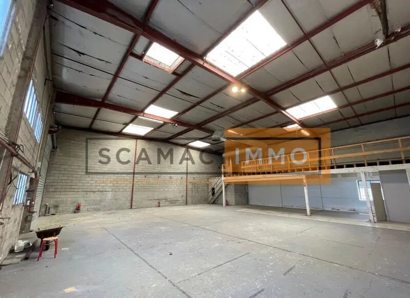 Local commercial dans Lagny-sur-Marne à louer - Photo de l’immeuble – Image 3 sur 18