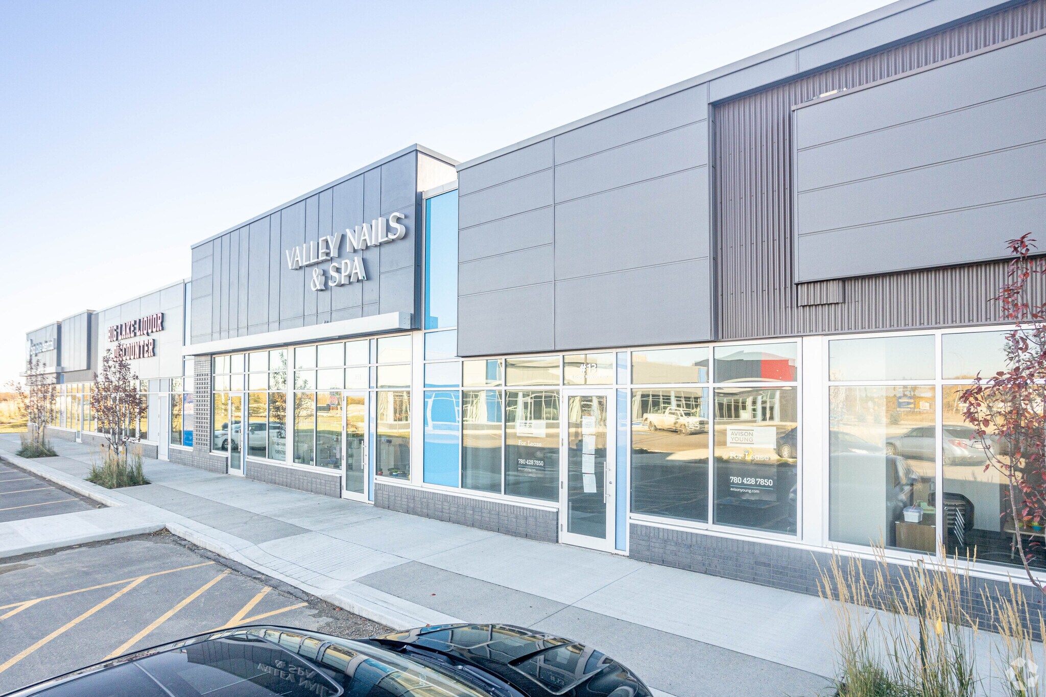 20412 118A Ave NW, Edmonton, AB à louer Photo principale– Image 1 sur 6