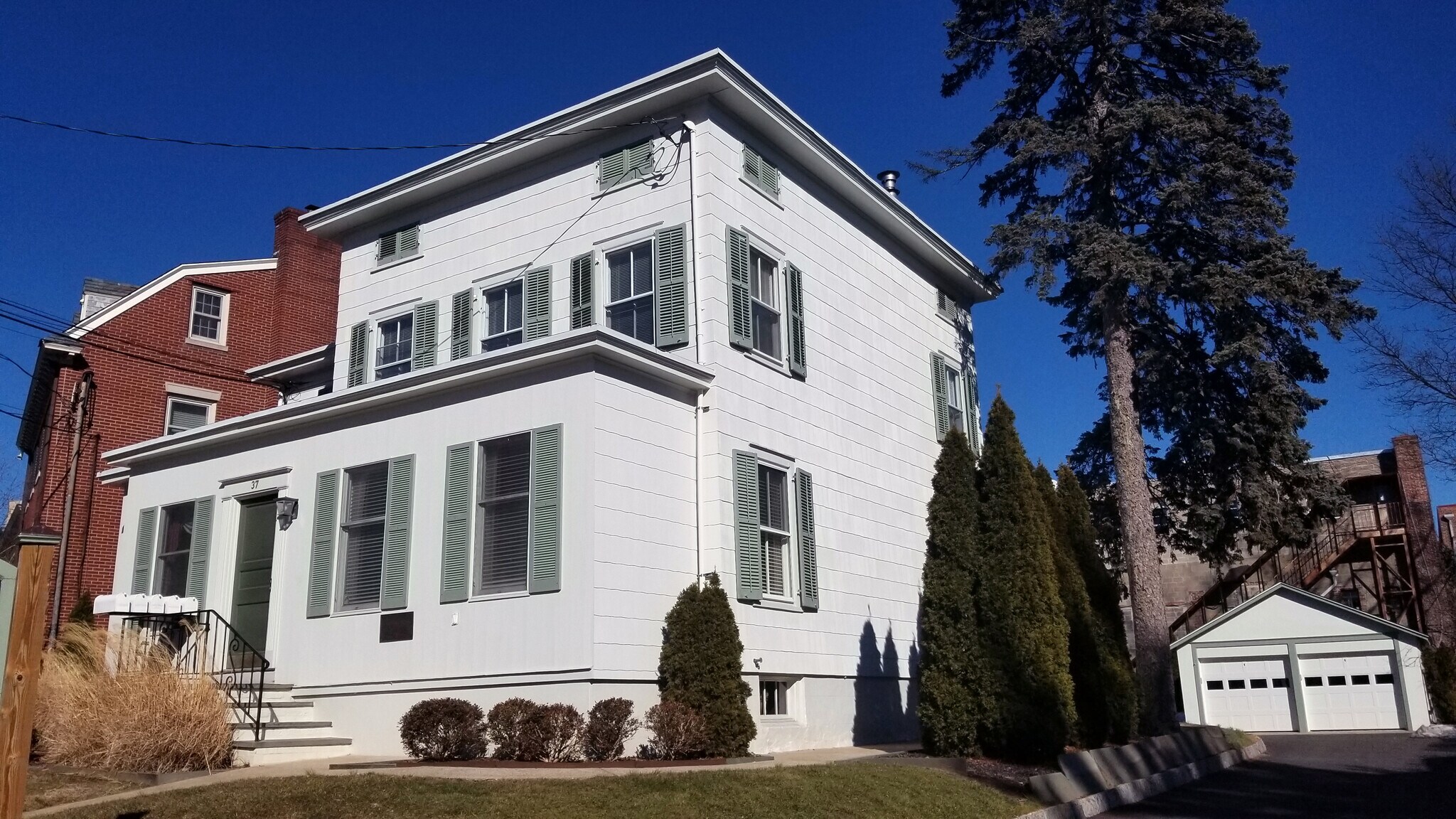 37 Arch St, Greenwich, CT à louer Photo de l’immeuble– Image 1 sur 4