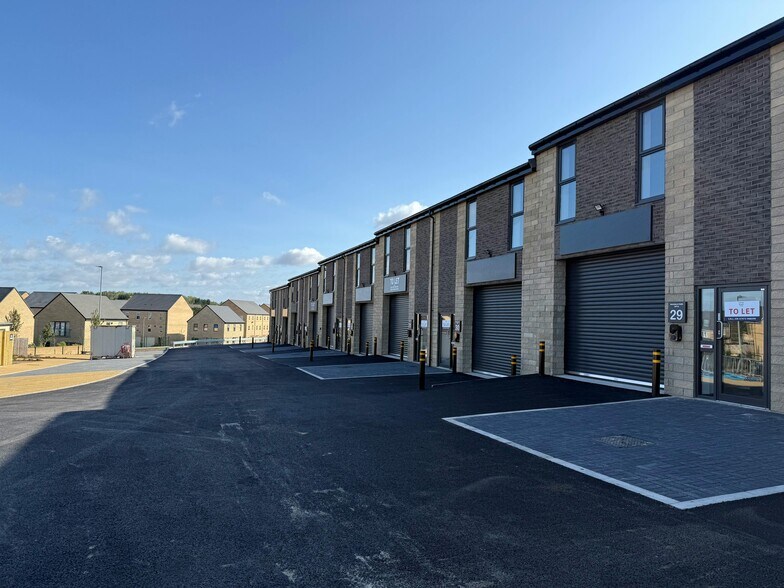 128 Haydock Av, Castleford à louer - Photo de l’immeuble – Image 2 sur 2