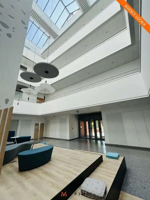 Plus de détails pour Bureau à louer