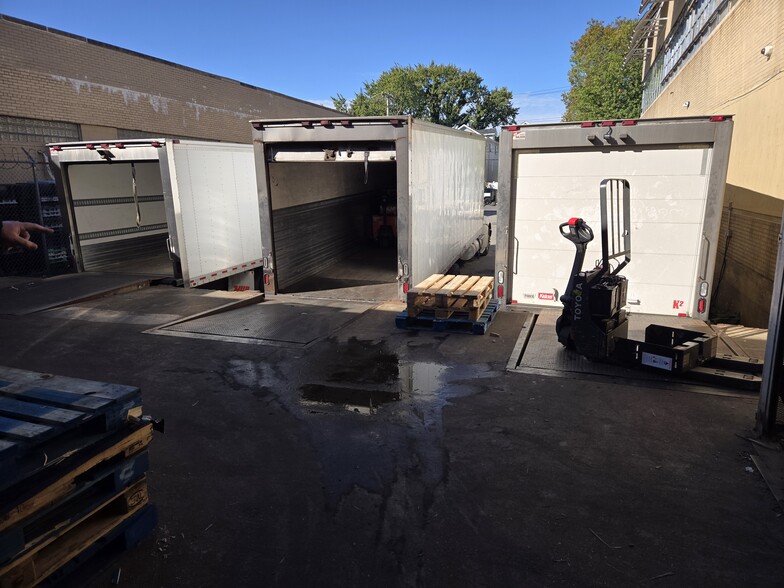 141 Lake Ave, Staten Island, NY à louer - Photo de l’immeuble – Image 3 sur 10