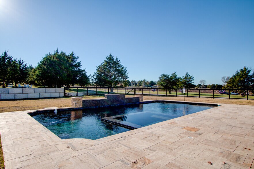 5931 County Road 471, McKinney, TX à vendre - Photo de l’immeuble – Image 3 sur 48
