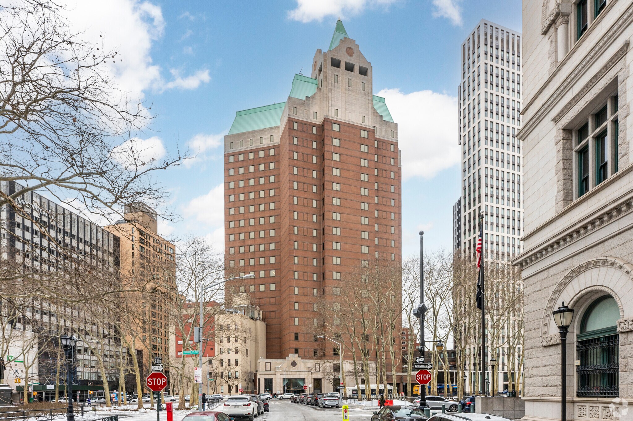 1 Pierrepont Plz, Brooklyn, NY à louer Photo de l’immeuble– Image 1 sur 13