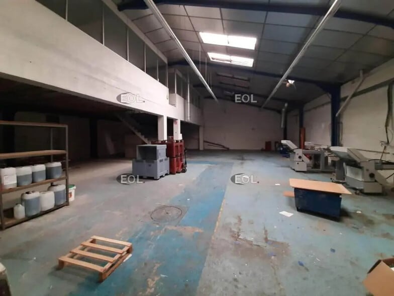 Local d'activités dans Maisons-Alfort à vendre - Photo intérieure – Image 2 sur 11