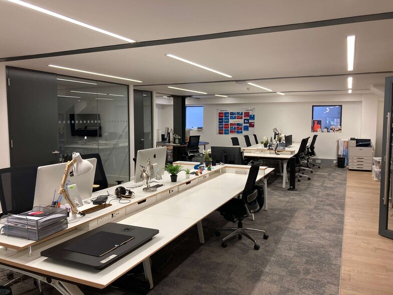 32 Parker St, Londres à vendre - Photo intérieure – Image 3 sur 15