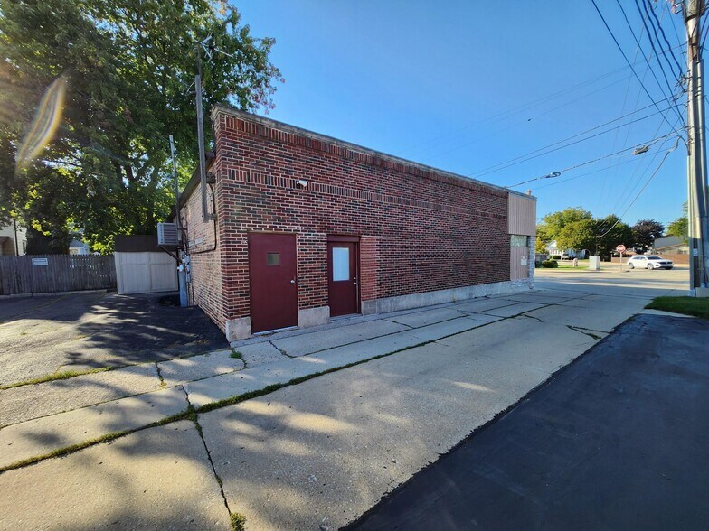 3113 Kinzie Ave, Racine, WI à vendre - Photo de l’immeuble – Image 3 sur 20